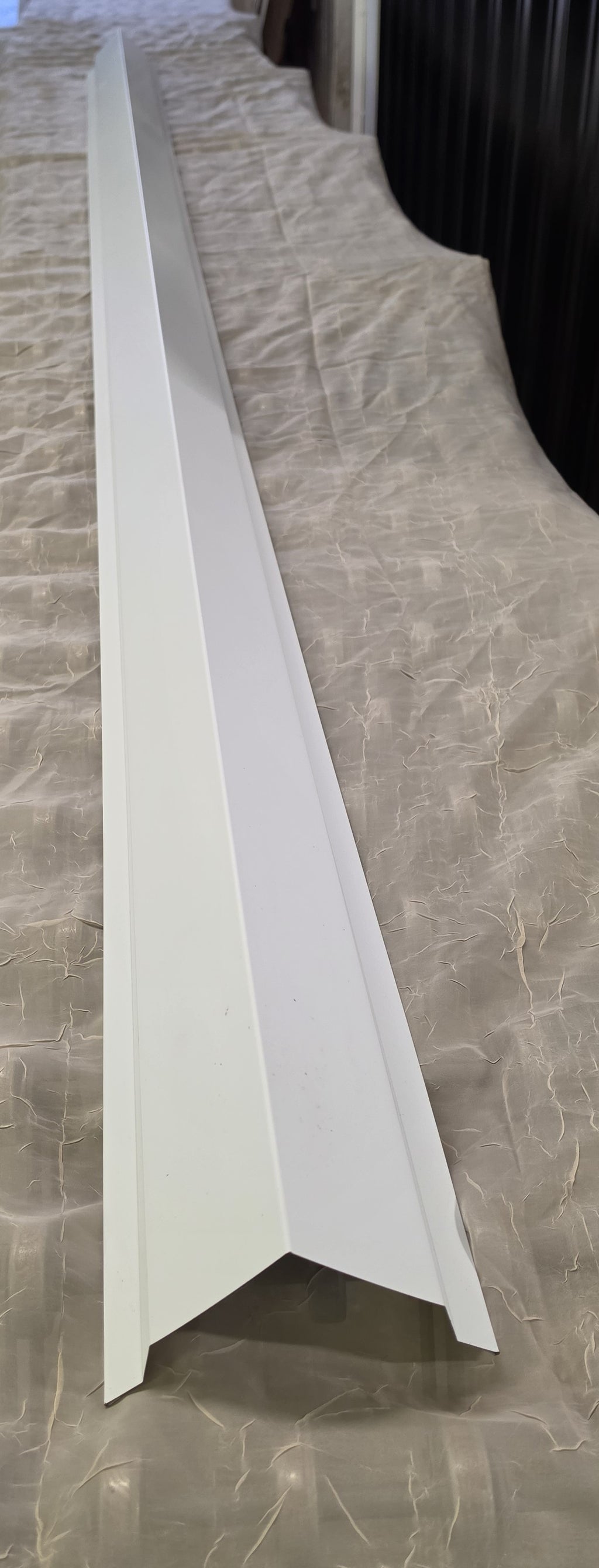 10' Outside Corner 3" - Bright White