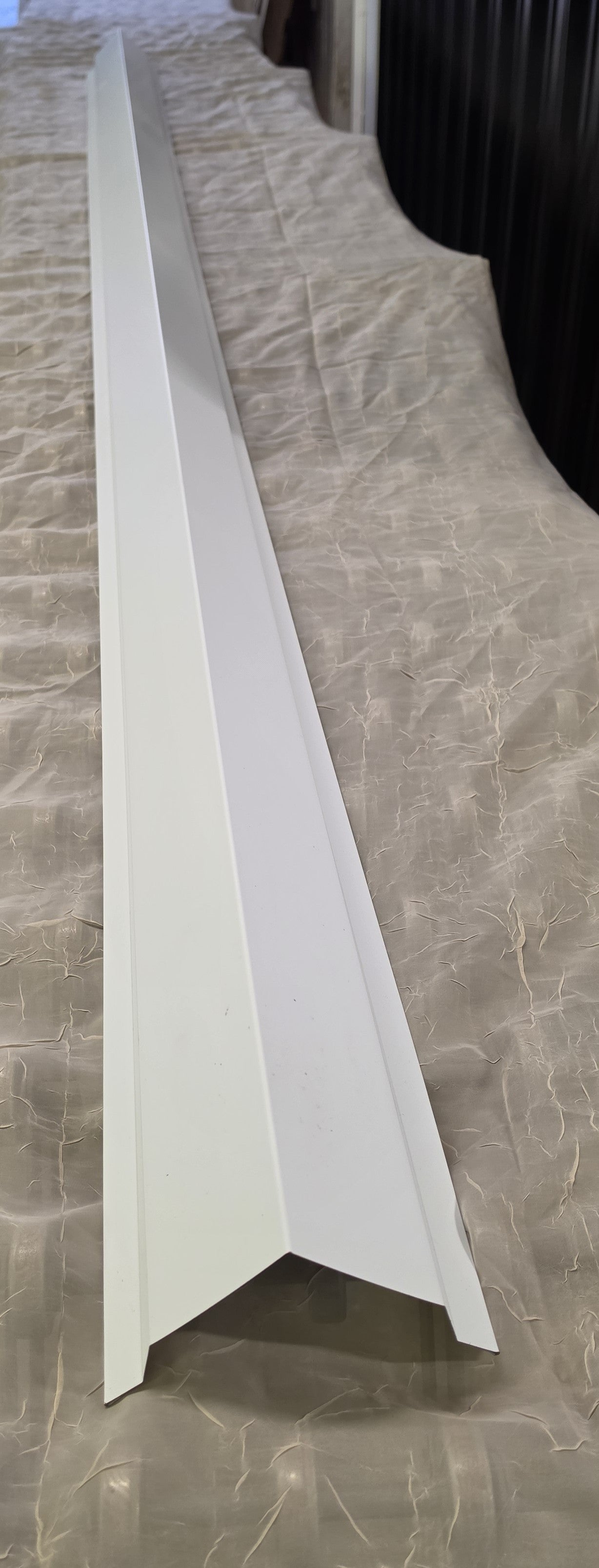 10' Outside Corner 3" - Bright White